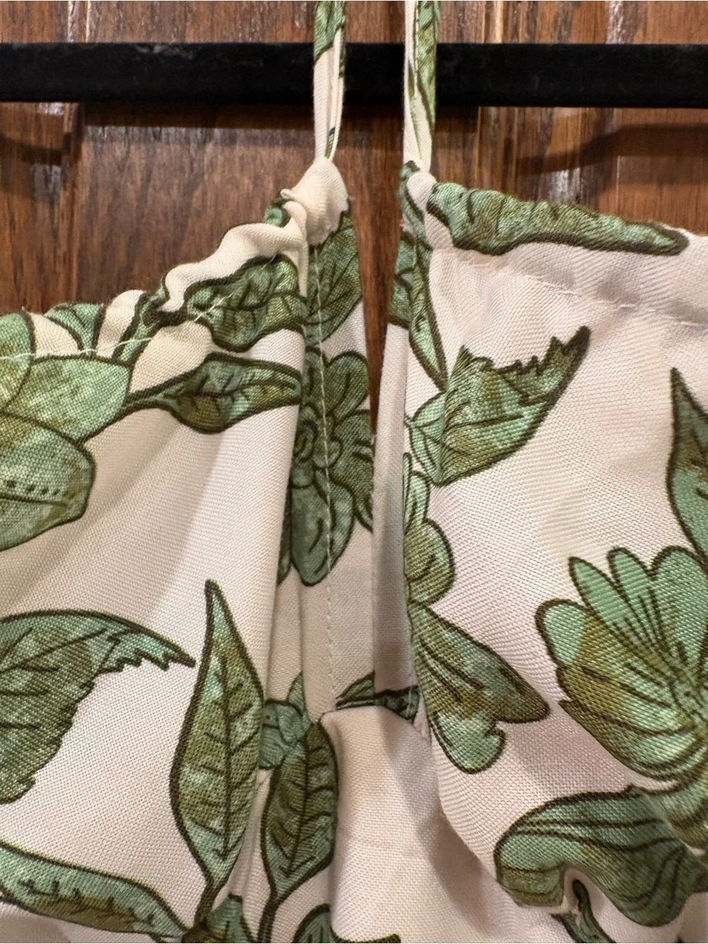 Indulge in Style $48 Green Floral Smocked Midi Dress M Boho - Picture 6 of 12